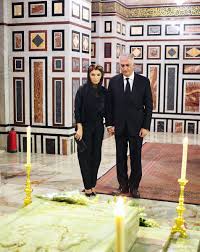 Ebrahim Esmaili 71 (@71Esmaili)