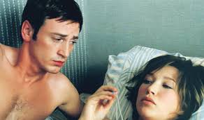 Pruutneitsi põu peidab pistoda