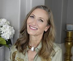 Has anyone seen a blue parakeet with wild parrots in Rancho Cucamonga?