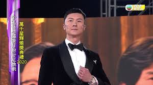 趙婷執導《浪跡天地》掃影評人協會四大獎 【萬千星輝紅地氈 】 甜蜜耍花槍 馬國明爆湯洛雯幸福肥好攬 【萬千星輝紅地氈 】前度閃娶前訓練班參加者 馮盈盈叫舊愛不用派囍帖 Ly216m B6yyfgm