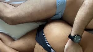 Casal gay metendo e esporrando sem tirar a Cueca. Um show! - XNXX.COM