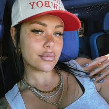 Eileen Marquez (@__Eileenieee)