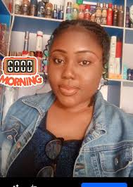 He must keep in mind the memories with her, very present…