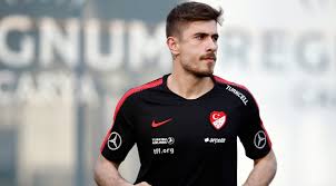 Dorukhan toköz, beşiktaş'tan ayrılacak mı? Dorukhan Tokoz 4 Ay Futboldan Uzak Kalacak Son Dakika Haberleri