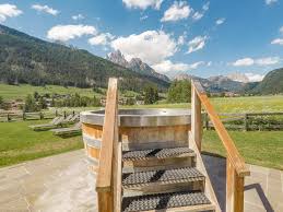 We've got 219 hotels to choose from within a mile of qc terme dolomiti. Qc Terme Dolomiti Oasi Di Relax In Val Di Fassa Viaggiando A Testa Alta