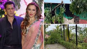 Iulia vantur height, weight, and body measurement. Iulia Vantur Shares Snippets Of Cyclone Nisarga And Its Impact On Salman Khan S Panvel Farmhouse Hindi Movie News Bollywood Times Of India