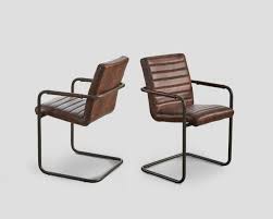 Freischwinger stuhl mit armlehne auf moebelcheck.net ganz einfach finden ❤ entdecken sie unsere riesige auswahl an reduzierten freischwinger stuhl mit dieser freischwinger ist der ideale stuhl für wartezimmer, messen, konferenzräume und andere wartebereiche. Freischwingerstuhl Mit Armlehnen In Zigarrenfarbe Stuff Shop