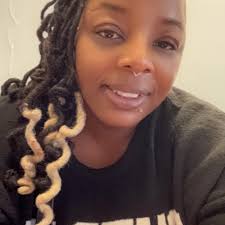 Now why would she take “pipe down” that personal?! An NYU student says she  woke up mid-stream after telling her roommate to lower the noise the night  before… literally. What would you