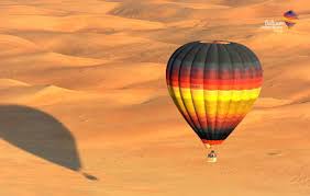 Albuquerque police confirmed on twitter that its officers were responding to 'a hot air balloon crash in the area of central ave and unser blvd where a balloon appears to have hit a power line'. World S Largest Hot Air Balloon On Uae Horizon News Emirates Emirates24 7