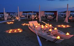 Se sogni un matrimonio vicino al mare, sulla spiaggia o in una location con vista, consulta i nostri ristoranti, ville e consulta tutte le opzioni e chiedi informazioni e disponibilità dei nostri hotel, ristoranti e ville sulla spiaggia. Proposte Violet Events Wedding Planning In Emilia Romagna