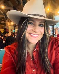 I've been working hard and I might be tired but I sure don't feel as tired  as I could. It must be because I'm having so much fun doing what I love