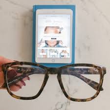 Blue Light Filter The Perfect Glasses For People Who Spend Lot Of Time On The Screen Computer Phone Gl Clothing Blogs Best Jeans Latest Fashion Trends