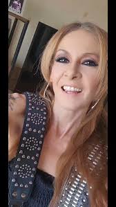 Antonella Mazza Official added...