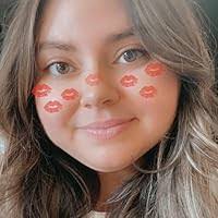 Elissa Curtis's Instagram, Twitter & Facebook