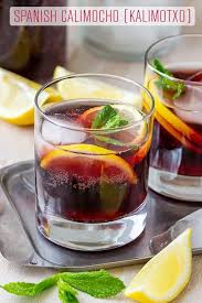 Spanish Calimocho Recipe Kalimotxo Happy Foods Tube Recipe Calimocho Recipe Wine Cocktail Recipes Kalimotxo Recipe
