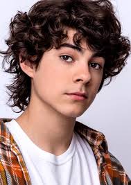 Fan Casting Evan Peters as Connor Stoll in Percy Jackson & the Olympians