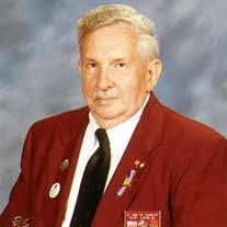 Albert Mudd's Instagram, Twitter & Facebook