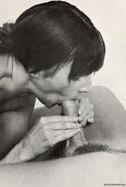 Mesmerizing Vintage Oral Sex in Silent Loops