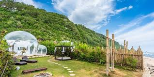 Simpan dan bookmark alamat kiblatbola.info untuk mendapatkan jadwal. 3 Hotel Bubble Di Bali Tidur Langsung Lihat Langit Points Geek