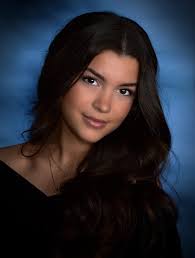 Does anyone need a babysitter or know someone who does? Hi everyone, my  names Angelina. I am 23 years old and I graduated from college this past  year and moved to the