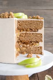 The light and fluffy yellow cake combines perfectly with the irresistible sweetness of the apple pie filling. Apple Crisp Cake Liv For Cake