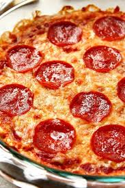 Pepperoni Pizza Dip Super Easy And Absolutely Irresistible Dip For Pizza Lovers This Hot And Bubbly Appe Pizza Dip Recipes Pizza Dipping Pepperoni Pizza Dip