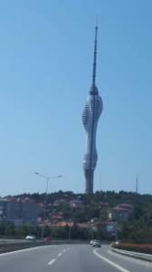 Görüntülerde tamamlandığında 168 metre olacak olan antenin yükselmeye başladığı ortaya çıkarken. Camlica Tv Radyo Kulesi 2020 Yili Icinde Acilacak