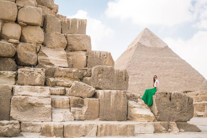 What It's Actually Like Visiting the Giza Pyramids • Jetset Jansen