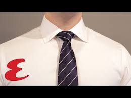 With the half windsor tying method, symmetrical & popular tying method. How To Tie A Perfect Half Windsor Knot In Just 5 Steps