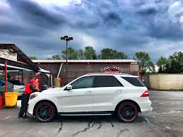 Ml63 Amg Carwash Mercedes Benz Clean Mercedes Suv Mercedes Benz Amg Mercedes Benz