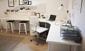 Ikea custom desks are perfect for you (even if your space is tiny) whether its a small corner in your home or a room all by itself, an ikea desk hack will give you the ability to have the perfect size desk for your home… no matter how small! Home Office Corner Desk Setup Ikea Linnmon Adils Combination Home Office Design Home Office Space Corner Desk Office