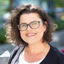 Candian association of Movers Wrapping a 3 days conference in Edmonton  Alberta. Great speakers and network. Wonderful to see you all from all  around Canada and some USA . Nancy Irvine as