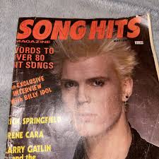 Cara Gatlin's Instagram, Twitter & Facebook