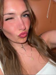 Taylor Marek (@tay_hollaaa) · Instagram photos and videos