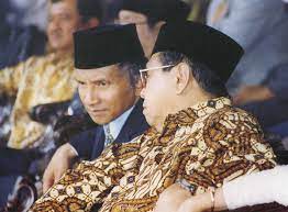 Contact amien rais on messenger. Amien Rais Wikidata