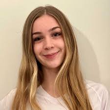 Mia Maynard's Instagram, Twitter & Facebook