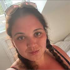 Hi everyone, it's been a while. Can anyone help me out with what craft kit  60 was please? Some pics would be much appreciated xx