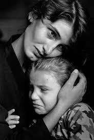 30 Iconic Black and White Photographs from Legendary Photographers