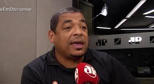 Jovem pan is the main brazilian radio station based in são paulo, brazil; Vampeta Surpreende Derbi Em Itaquera Sem Torcida Favorece O Corinthians Jovem Pan
