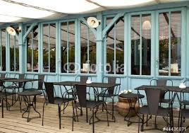 Terrasse Cafe Bistrot Restaurant Bois Mobilier Cabane Photo Libre De Droits Sur La Banque D Images Fotolia Porte Fenetre Bois Terrasse Fenetre En Bois