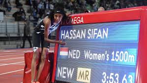 Jun 06, 2021 · die niederländerin sifan hassan hat beim meeting in hengelo einen weltrekord über 10.000 meter aufgestellt. Hassan In Florenz Deutlich Am Weltrekord Vorbei Leichtathletik Sportnews Bz