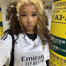 Katelyn Cartwright's Instagram, Twitter & Facebook