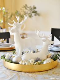 Christmas Dining Room Tour Sand And Sisal Gold Christmas Decorations Christmas Centerpieces Christmas Deco