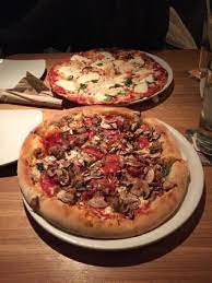 With their cousins, jim galloway, jr. California Pizza Kitchen Picture Of California Pizza Kitchen Chicago Tripadvisor