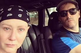 Shannen Doherty, care are cancer în stadiul 4, divorțează de Kurt Iswarienko