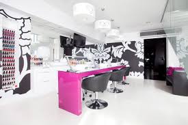 O Nas Magnolia Nail Bar