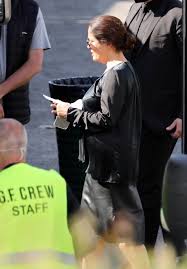 Jun 08, 2021 · hayek plays psychic pina auriemma in ridley scott's house of gucci, which explores the 1995 murder of italian fashion heir maurizio gucci, played by adam driver. Salma Hayek On The Set Of House Of Gucci In Rome 04 01 2021 Hawtcelebs