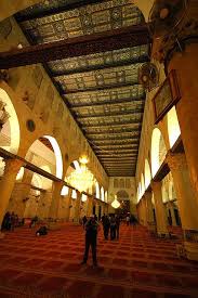 Inside The Al Aqsa Mosque Jerusalem Palestine That Ceiling Is Amazing المسجد الاقصى من ا Mosque Beautiful Mosques Islamic Architecture