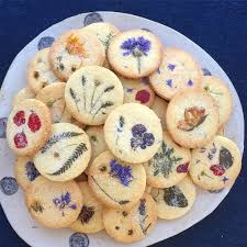 These Floral Shortbread Cookies Are The Prettiest Things You Ll Ever Put In Your Body Food Recipes Yummy Food