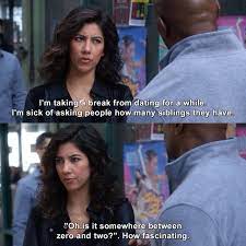 Terry tenta mostrar sua flexibilidade, mas não consegue. I M Taking A Break From Dating Rosadiaz Brooklynninenine Jakeandamy Tvquotes Humor Funny Lmao Lol Meme Joke Brooklyn Nine Nine Brooklyn Rosa Diaz